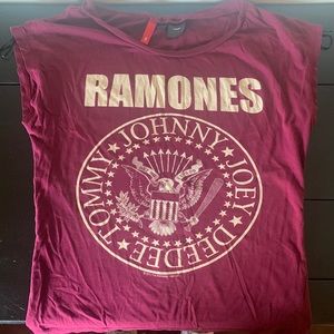 Ramones bellcap sleeve tee